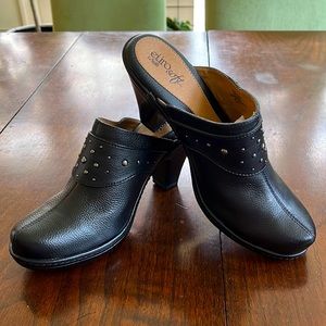NWOT euro Soft Clogs - 7.5